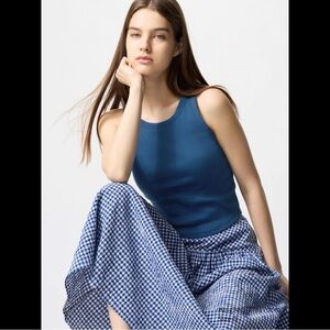 Uniqlo Ribbed Cropped Bra Top blue